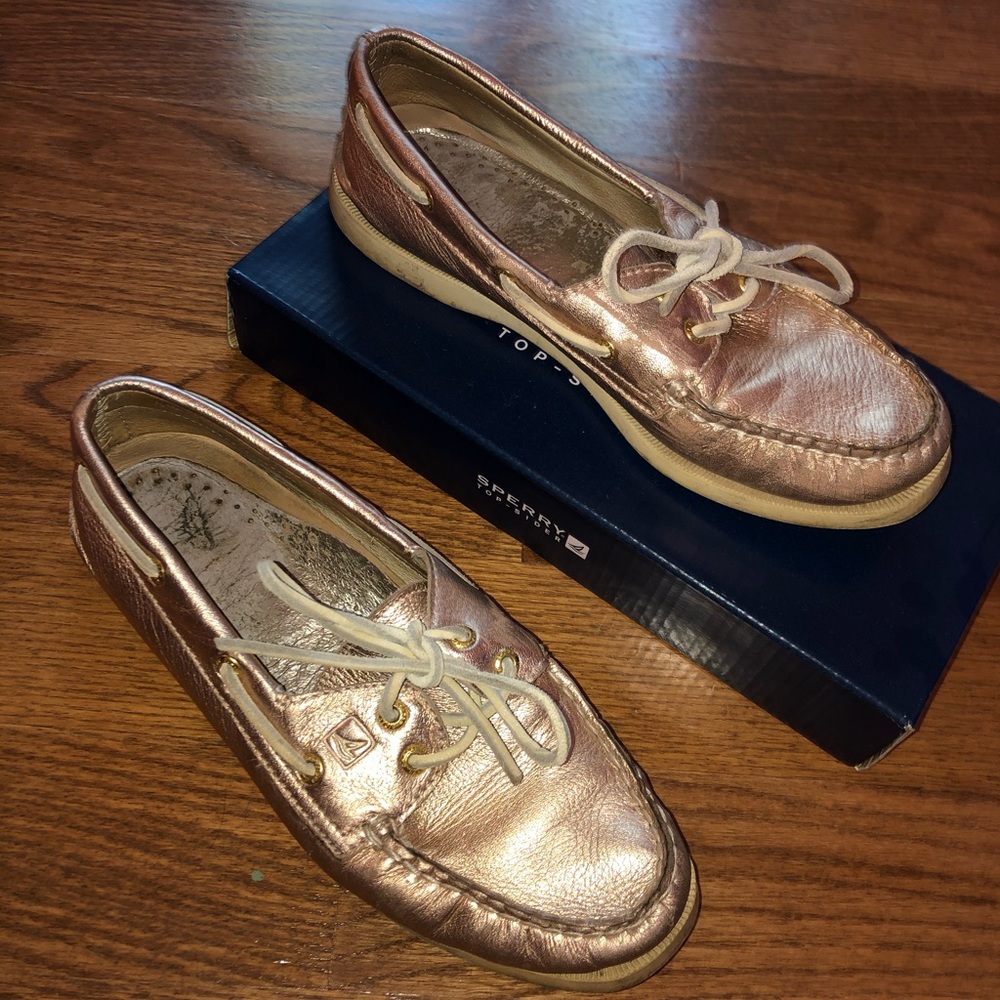 used SPERRY TOP-SIDER slip on boat shoe